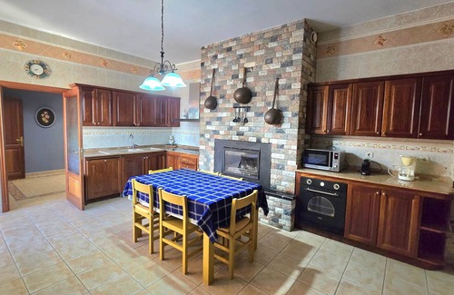 Son Antem Villa | Welcome to Castell Villa Bohio Mallorca, WIFI, POOL, AC,BBQ,PKING.