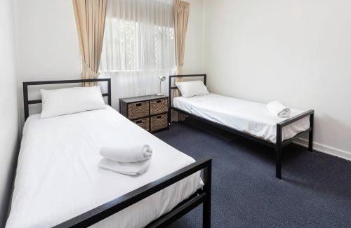 Scarness Apartment | Welcome to Coconut Palms Unit 7