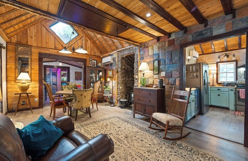 Tishomingo Cottage | Welcome to Enchanted Rock Retreat – Your Soulful Sanctuary!