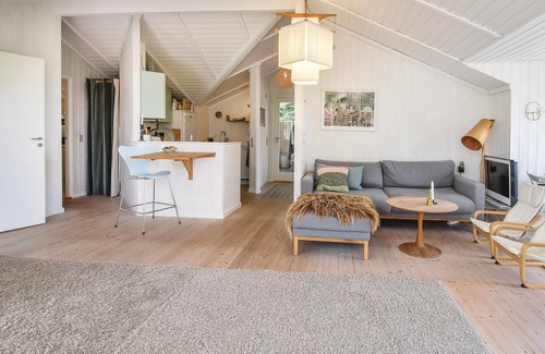 Martofte House | Welcome to Fyns Hoved and this beautiful, well-divided vacation home. Here you get the feeling of ho