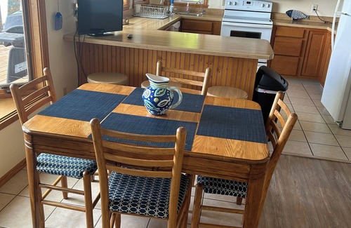 Perham Cabin | Welcome to SUMMER BREEZE on beautiful, crystal clear Paul Lake!