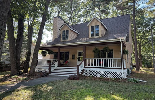 Sims Township House | Welcome to Sunrise House, a beautiful vacation home with Lake Huron access!