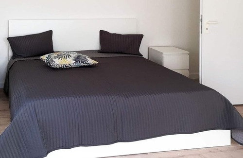 Behnkendorf Apartment | Welcome to the apartment Wustrow with a beautiful view of the countryside!