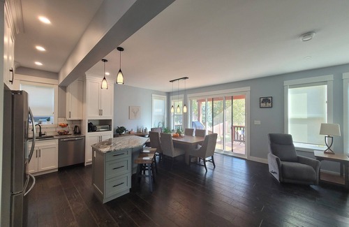 Revelstoke House | Welcome to The Aspen Chalet! A modern and cozy retreat at the base of RMR.