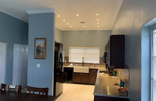 Bahamia West Condo | Welcome to the Bahamas - Come taste the good life (Beach, Canal, Pool)