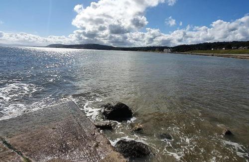 Rhos on Sea Apartment | Welcome to the Beach House!