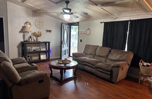 Kenvir House | Welcome to The Mayors Retreat