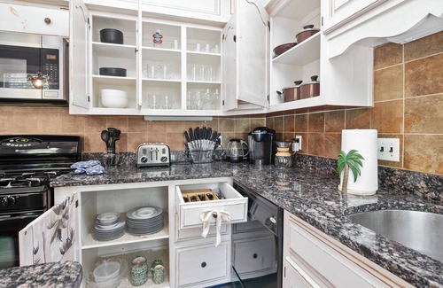 Palmyra House | Welcome to The Riverton Estates.