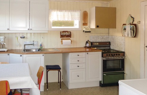 Etne House | Welcome to this cozy cottage in rural surroundings and with panoramic views of Skåneviksfjord.