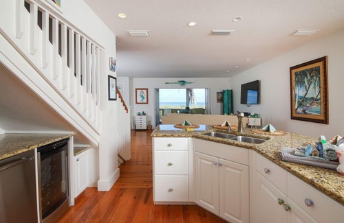 Boca Grande House | Welcome to Turquoise Turtle! 3/3 Beachfront Town Home!