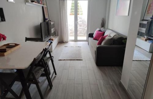 Voula Apartment | Welcome to Voula