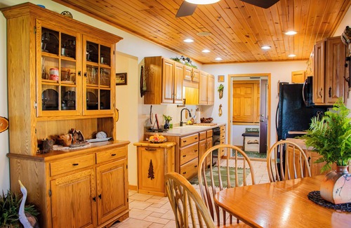 Augusta House | Welcome to your perfect getaway on the serene shores of Lake Eau Claire!