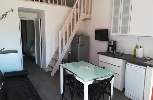 Saint-Cyprien Plage Villa | Well exposed villa with 2 terraces, close to the sea and shops