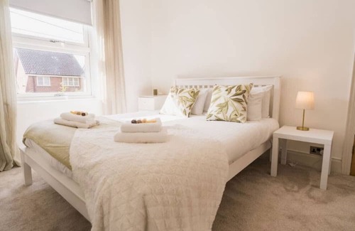 Hoole House | Well decorated 3 bed home in trendy suburb Hoole