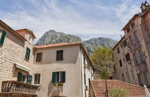 Kotor Old Town Apartment | Well Located 1Bedroom in the Heart of the Old Town