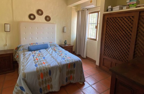 Olimpica Condo | Well located condo in Las Glorias/Versalles in Puerto Vallarta, close to beach
