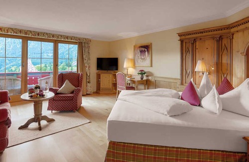 Maurach Resort | Wellnessresidenzsuite 48m² - The alpine power place - Alpenrose /Cocoon Lodge