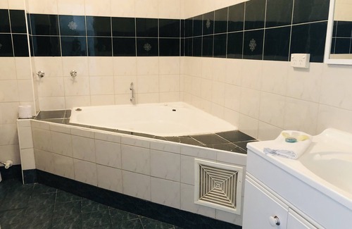 Scarborough Apartment | West Beach Lagoon 219, Sleeps 3