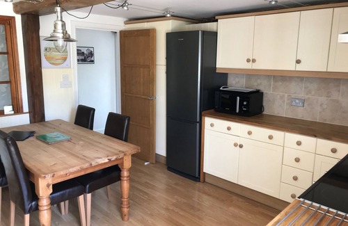 Wareham Apartment | West Mill, Wareham is 800m from town on banks of River Piddle. Ground floor.