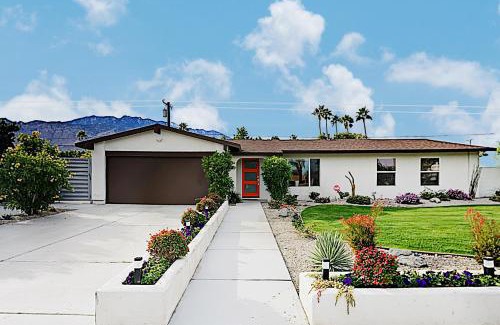 Racquet Club South House | West Nicola Escape Permit# 2719