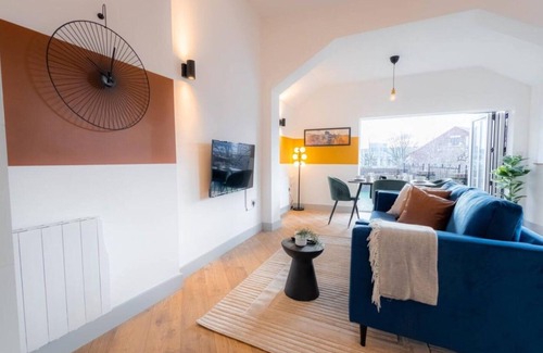 Eccles Apartment | West One Retail Park Two-Bedroom