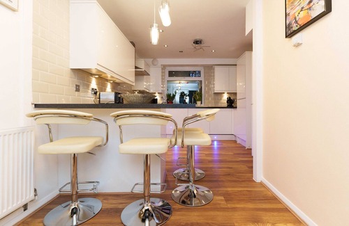Chapeltown House | West Park House
