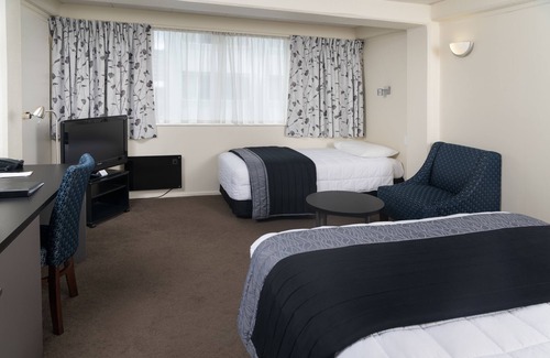 Te Aro Hotel | West Plaza Hotel