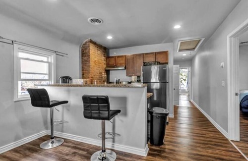 Front Park Apartment | West Side Space Buffalo NY