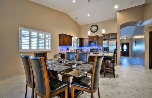 Estrella Park House | West Valley Delight! 4 Bedroom, Avondale area w/Pool, Putting Green, Near 1-10