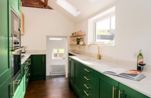 Giggleswick House | West View Cottage