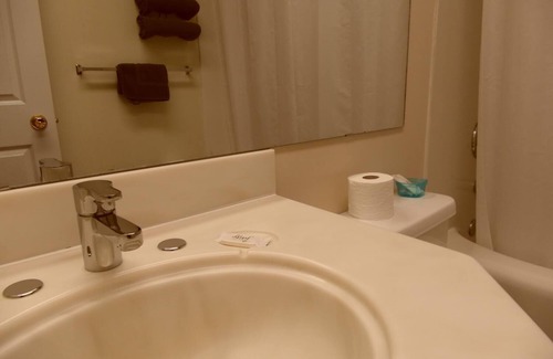 Hanna Hotel | West View Motel