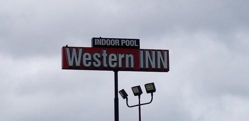 Council Bluffs Hotel | Western Inn