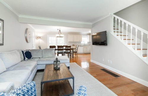 Quioque House | Westhampton Beach Town and Country