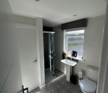 Bogside Apartment | Westland Suites - Stylish, Modern, Elegant, Central Apartments