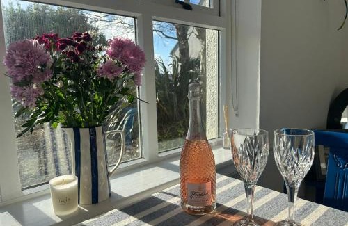 Thornhill Apartment | Westport Coastal Cottage