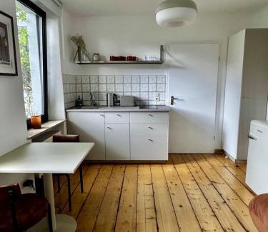 Krefeld Apartment | Westside Apartment
