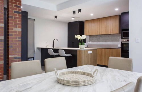 West Perth Villa | Westside Retreat - Perth CBD