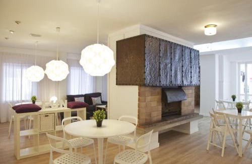 El Arenal Hotel | whala!beach