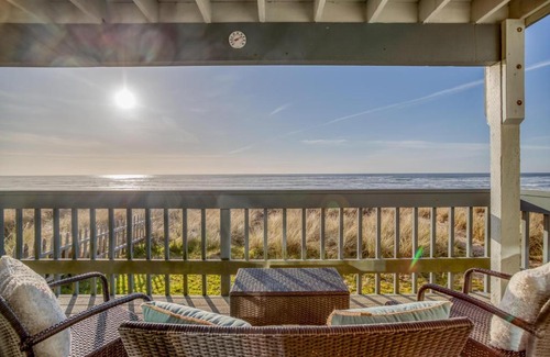 Rockaway Beach House | Whale Watcher Condo 1 - Meredith Lodging