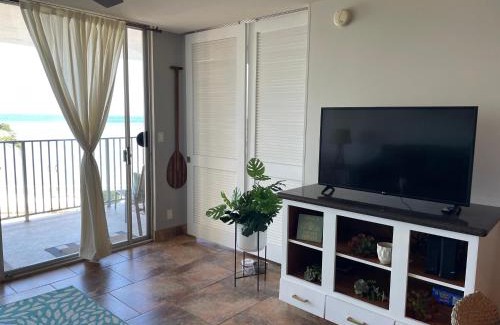 Kahana Apartment | Whale Watching from the Lanai - Oceanfront Condo in West Maui