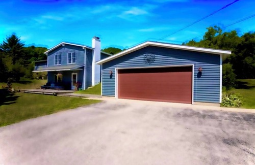 Leland House | Whaleback Retreat