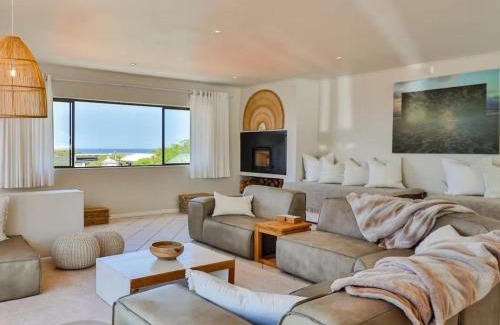 Voelklip House | Whales & Wonders Guesthouse