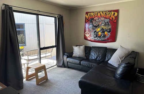 Whangapoua House | Whangapoua by the beach
