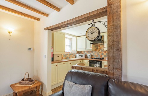 Arnold Cottage | What a wonderful holiday cottage for a romantic break away.