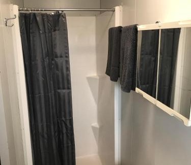 Price Hotel | Wheatsheaf Hotel