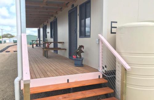 Price Hotel | Wheatsheaf Hotel