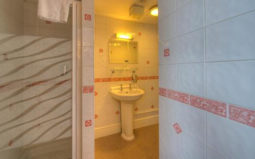 Runnymede Hotel | Wheatsheaf Hotel by Chef & Brewer Collection
