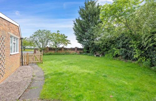 Evesham House | Wheelbarrow Cottage