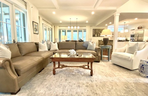 Palmetto Bluff House | When Only The Best Will Do! Spectacular Wilson Village Home Includes Bikes