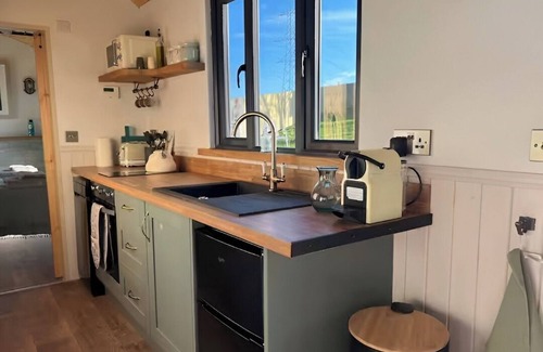 Clyst Saint Lawrence Cabin | Whimple Shepherd Hut, Sleeps 2, Wood Fire & Garden